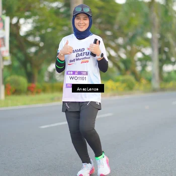 Runner Photo 7745868
