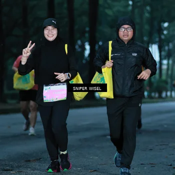 Runner Photo 7745871