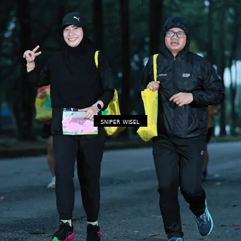 Runner Photo 7745875