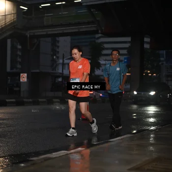 Runner Photo 7745876