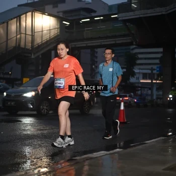 Runner Photo 7745917