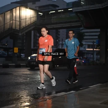 Runner Photo 7745918