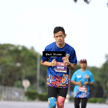 Runner Photo 7745923
