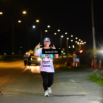 Runner Photo 7745929