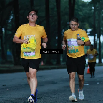 Runner Photo 7745939
