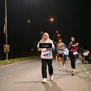 Runner Photo 7745946