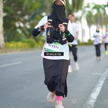 Runner Photo 7745950