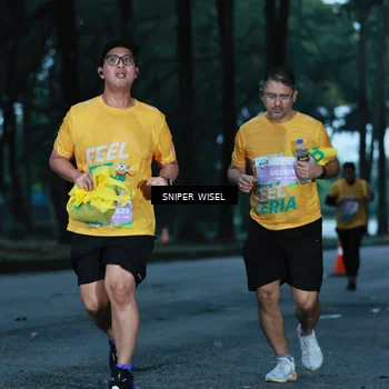 Runner Photo 7745956