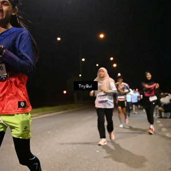 Runner Photo 7745959