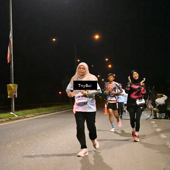 Runner Photo 7745964