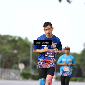 Runner Photo 7745969