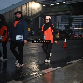 Runner Photo 7745977