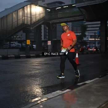 Runner Photo 7745982