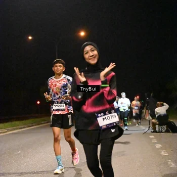 Runner Photo 7746008