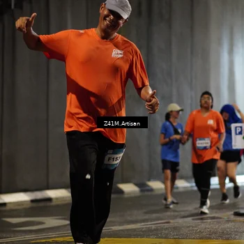 Runner Photo 7746020