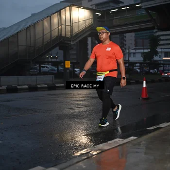 Runner Photo 7746023