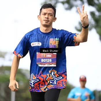 Runner Photo 7746024