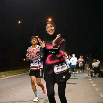 Runner Photo 7746029