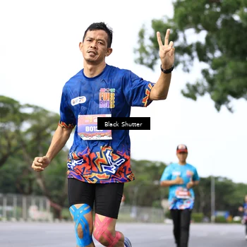 Runner Photo 7746031