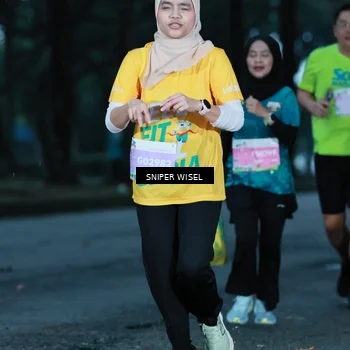 Runner Photo 7746032