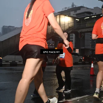 Runner Photo 7746041
