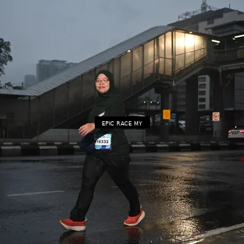 Runner Photo 7746043