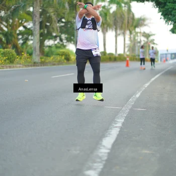 Runner Photo 7746048