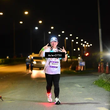 Runner Photo 7746067