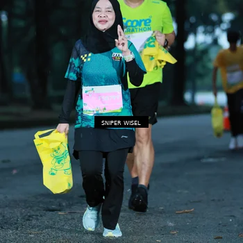 Runner Photo 7746076