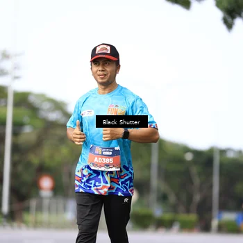 Runner Photo 7746089