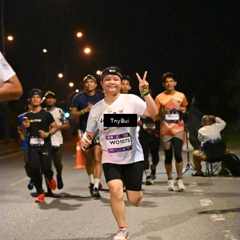 Runner Photo 7746092