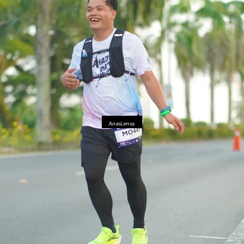Runner Photo 7746099