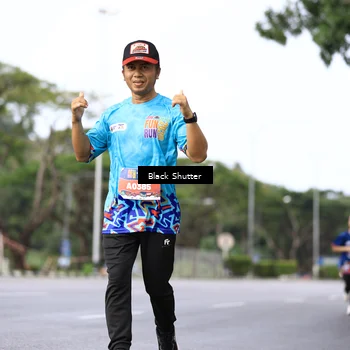 Runner Photo 7746115