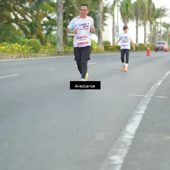 Runner Photo 7746138