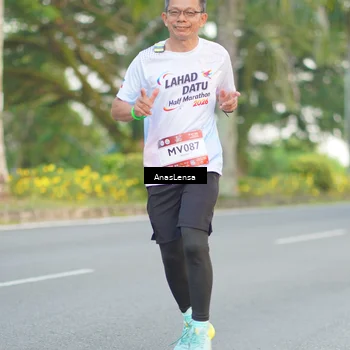 Runner Photo 7746150