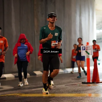 Runner Photo 7746155