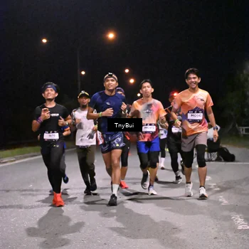 Runner Photo 7746164