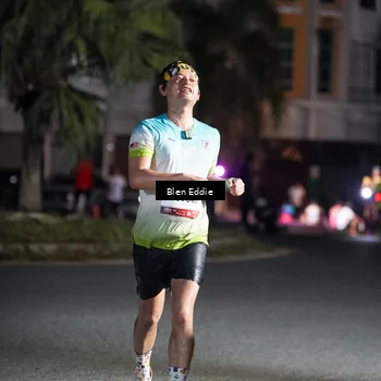 Runner Photo 7746167