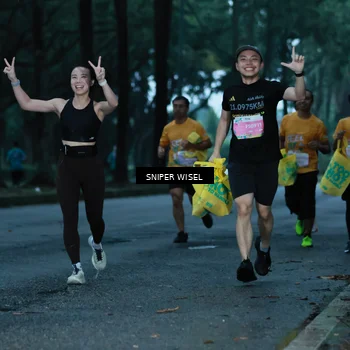Runner Photo 7746179