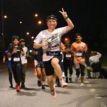 Runner Photo 7746180