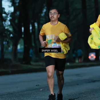 Runner Photo 7746184