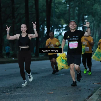 Runner Photo 7746194