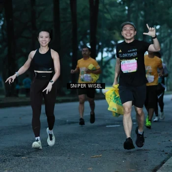 Runner Photo 7746199
