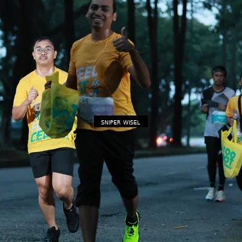 Runner Photo 7746211