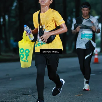 Runner Photo 7746240