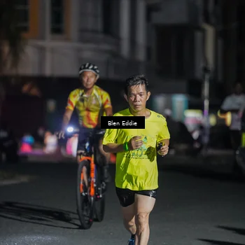 Runner Photo 7746246
