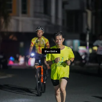 Runner Photo 7746249