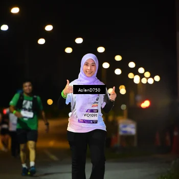 Runner Photo 7746250
