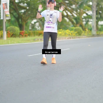 Runner Photo 7746259