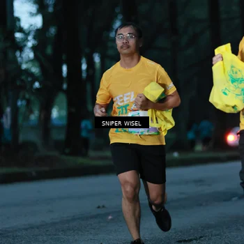 Runner Photo 7746264